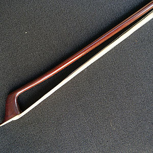 französischer Violinenbogen 2