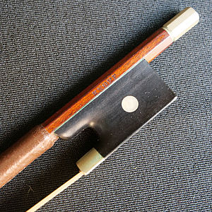 Bratschenbogen Knopf-Schule 1