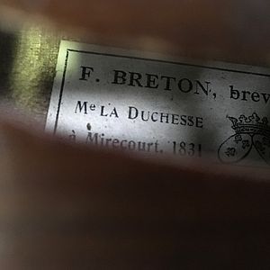 Violine mit Zettel 2