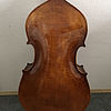 Kontrabass in Violinenform 1