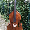 Kontrabass in Violinenform 1